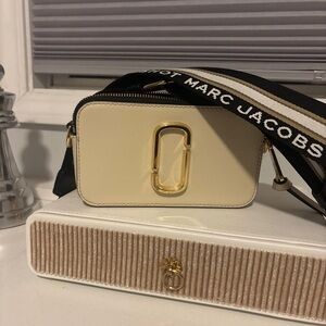 Marc Jacobs Cream and Gold SNAPSHOT Bag